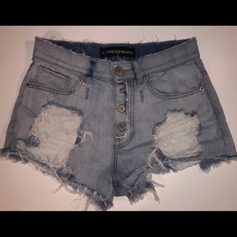 Express High- Waisted Distressed Light Wash Short